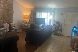 16329 Elaine Dr, Fontana, CA 92336 - Photo 5