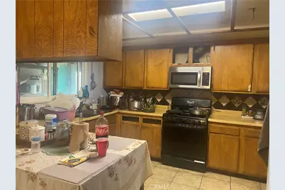 16329 Elaine Drive, Fontana, CA 92336 - Photo 7