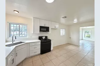 3275 N F, San Bernardino, CA 92405 - Photo 9