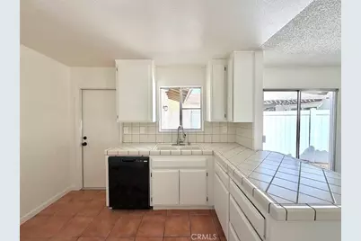 14409 Riverside, Hesperia, CA 92345 - Photo 13