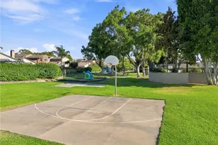 874 S Lamarr St, Rialto, CA 92376 - Photo 29