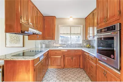 914 W 5th Street, Ontario, CA 91762 - Photo 15