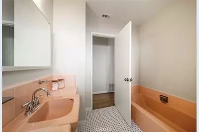 914 W 5th Street, Ontario, CA 91762 - Photo 27