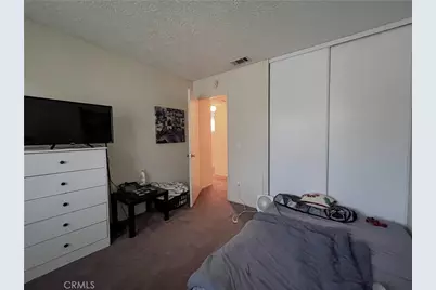 1077 S Santo Antonio Drive #4, Colton, CA 92324 - Photo 13