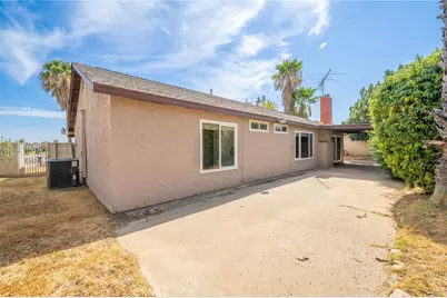 254 E Cerritos, Rialto, CA 92376 - Photo 13
