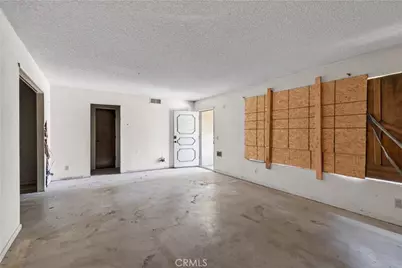 692 S Carmalita, Hemet, CA 92543 - Photo 11