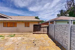 692 S Carmalita, Hemet, CA 92543 - Photo 27