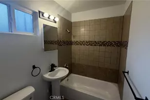 210 W 102nd, Los Angeles, CA 90003 - Photo 9