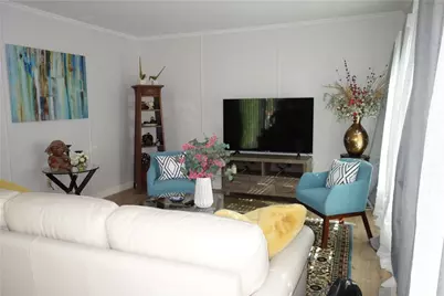 181 Santa Lucia Drive, Hemet, CA 92543 - Photo 5