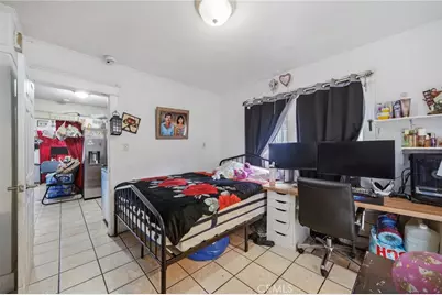 724 E 50th, Los Angeles, CA 90011 - Photo 15