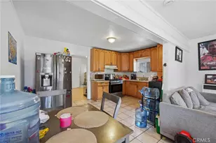 724 E 50th, Los Angeles, CA 90011 - Photo 23