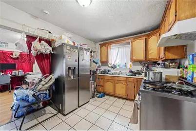 724 E 50th, Los Angeles, CA 90011 - Photo 13