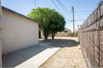 16563 Barbee, Fontana, CA 92336 - Photo 25