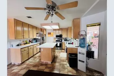 16960 Tusk Court, Victorville, CA 92394 - Photo 11