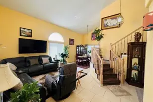 16960 Tusk Ct, Victorville, CA 92394 - Photo 7