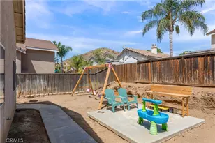 1298 Canterbury, Perris, CA 92571 - Photo 21