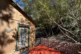 33519 Falling Leaf Dr, Green Valley Lake, CA 92341 - Photo 17