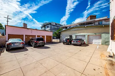 1409 Courtland Avenue, Los Angeles, CA 90006 - Photo 11