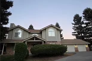 13557 Pineridge Ct, Yucaipa, CA 92399 - Photo 3