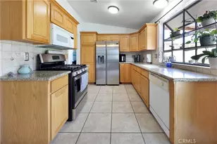 1638 Windsor St, San Bernardino, CA 92407 - Photo 9
