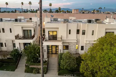 18717 Redwing, Tarzana, CA 91356 - Photo 49