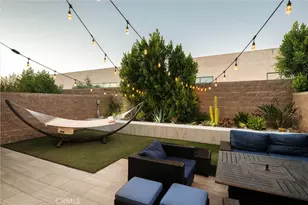 18717 Redwing, Tarzana, CA 91356 - Photo 31