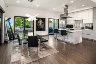 18717 Redwing, Tarzana, CA 91356 - Photo 9