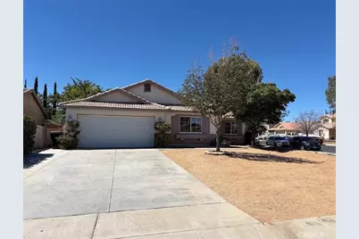 13759 Clear Valley Rd, Victorville, CA 92392 - Photo 1