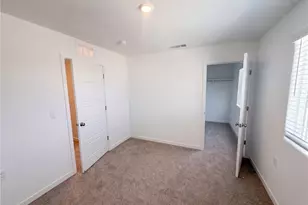 3267 Carambola, Clovis, CA 93619 - Photo 9