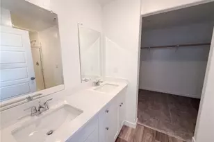 3261 Carambola, Clovis, CA 93619 - Photo 11