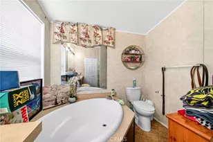 1241 N East Street, Anaheim, CA 92805 - Photo 13