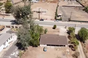 22401 Ellis Ave, Perris, CA 92570 - Photo 39