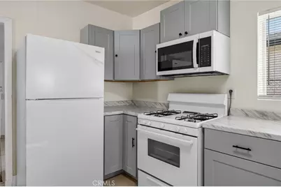 160 Highland Avenue, Riverside, CA 92507 - Photo 11