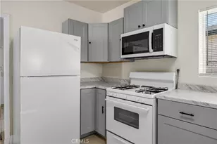 160 Highland Ave, Riverside, CA 92507 - Photo 11