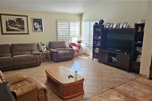 11320 Ridgemont, Moreno Valley, CA 92557 - Photo 19