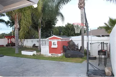 1405 Halladay, Santa Ana, CA 92707 - Photo 9