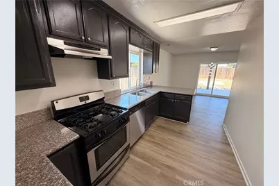 506 El Mirador, Perris, CA 92571 - Photo 5