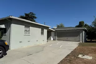 1425 W Hays, Banning, CA 92220 - Photo 11