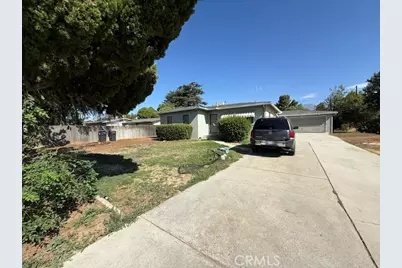 1425 W Hays, Banning, CA 92220 - Photo 13