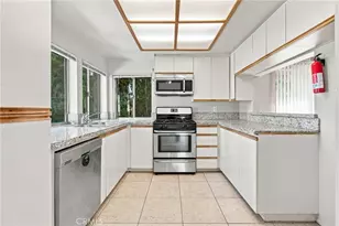 25214 Desert Willow Dr, Moreno Valley, CA 92553 - Photo 15