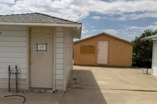 14214 Main Unit C, Hesperia, CA 92345 - Photo 11