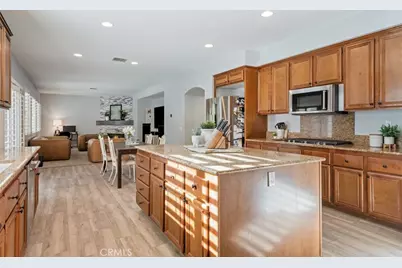 1716 Via Provincia Circle, Corona, CA 92881 - Photo 11