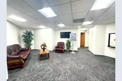 1425 W Foothill #305, Upland, CA 91786 - Photo 21