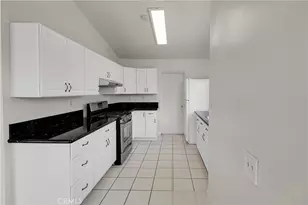 13746 Sunbright, Moreno Valley, CA 92553 - Photo 9
