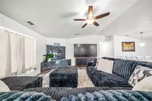 9570 Mescalero, Phelan, CA 92371 - Photo 7