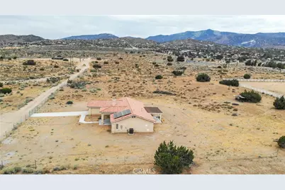 9570 Mescalero, Phelan, CA 92371 - Photo 17