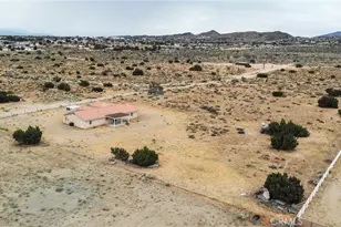 9570 Mescalero, Phelan, CA 92371 - Photo 19