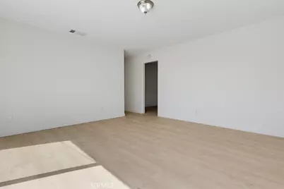 9187 Cypress, Fontana, CA 92335 - Photo 7