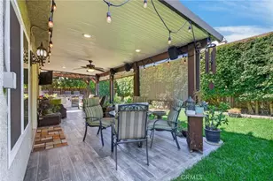 8082 Summer Pl, Fontana, CA 92336 - Photo 43