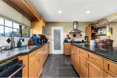 845 W Hacienda, Corona, CA 92882 - Photo 11